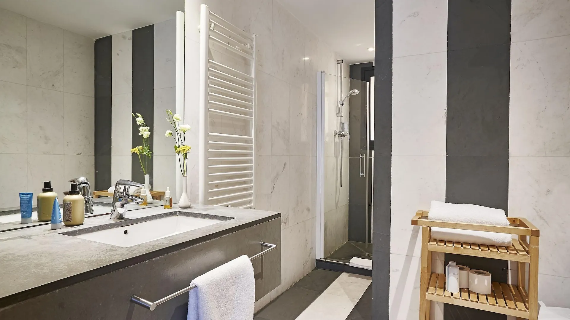 Ainb Sagrada Familia Apartments Barcelone