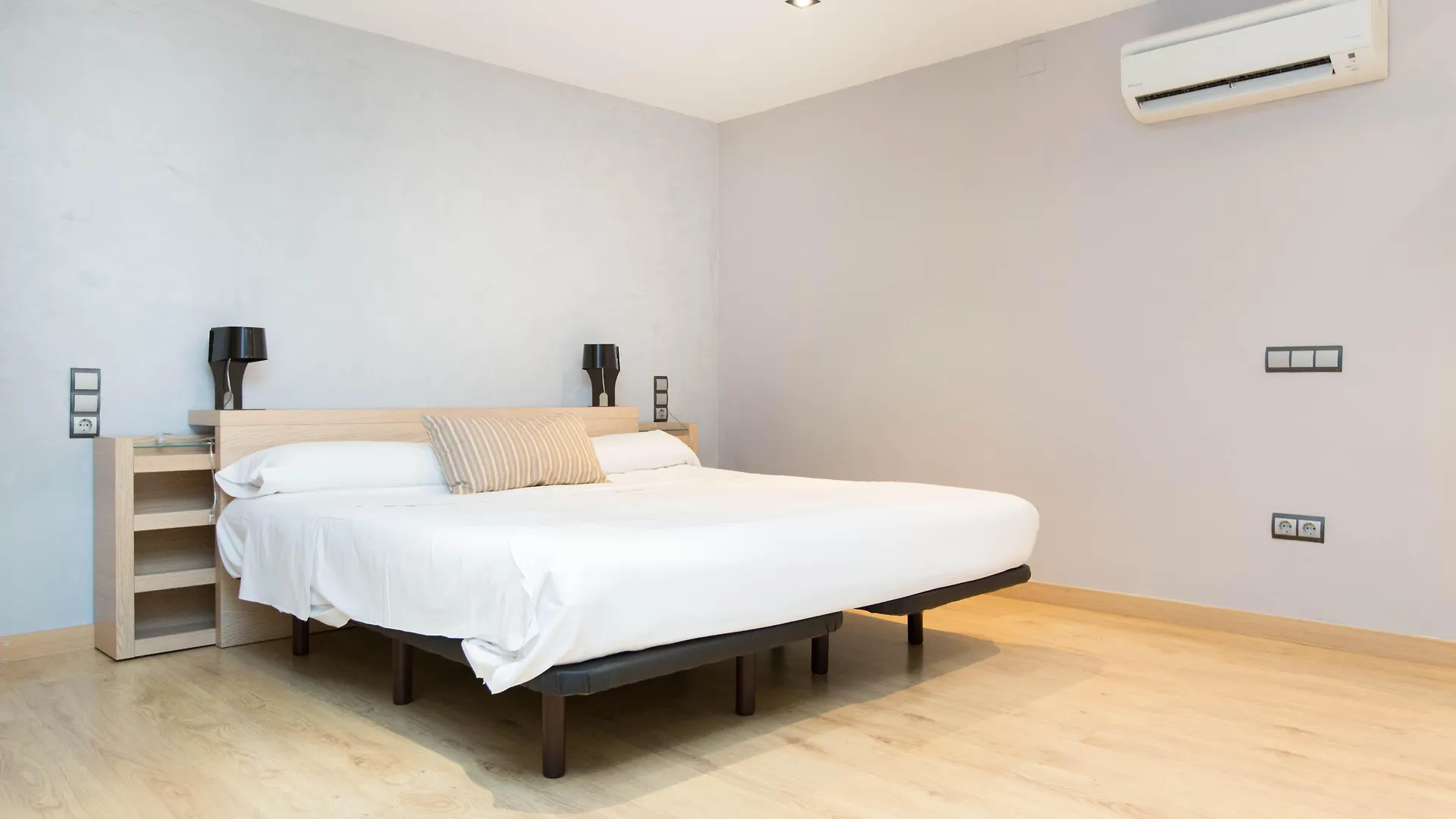 Ainb Sagrada Familia Apartments Barcelone