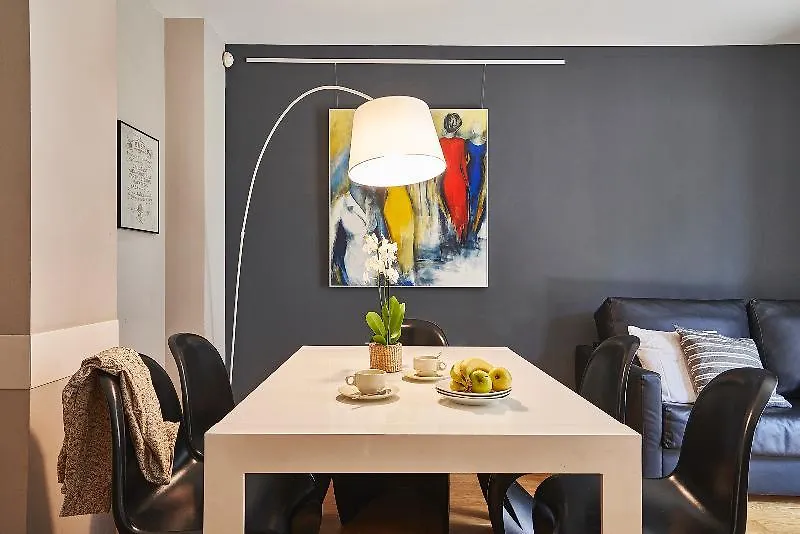 Ainb Sagrada Familia Apartments Βαρκελώνη